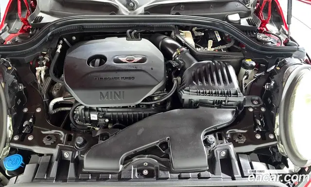 Mini Cooper Convertible 2017 1.5 автомат (гидро), миниатюра 6