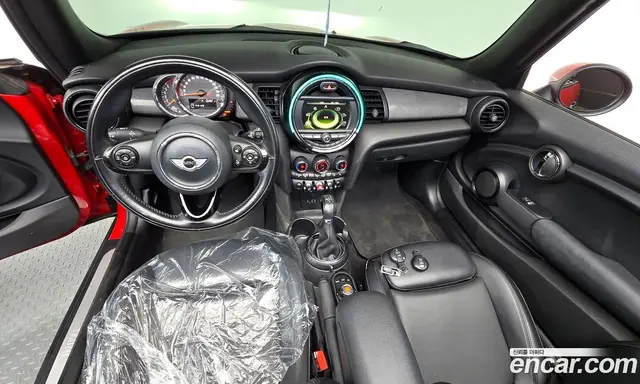 Mini Cooper Convertible 2017 1.5 автомат (гидро), миниатюра 10
