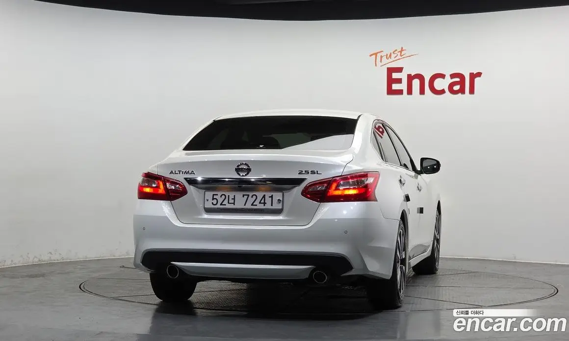 Nissan Altima 2017 2.5 автомат (гидро), фото 4