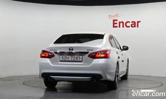 Nissan Altima 2017 2.5 автомат (гидро), миниатюра 4