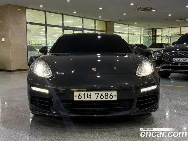 Porsche Panamera 2014 3.0 автомат (гидро), миниатюра 2 Porsche Panamera 2014 3.0 автомат (гидро), миниатюра 2