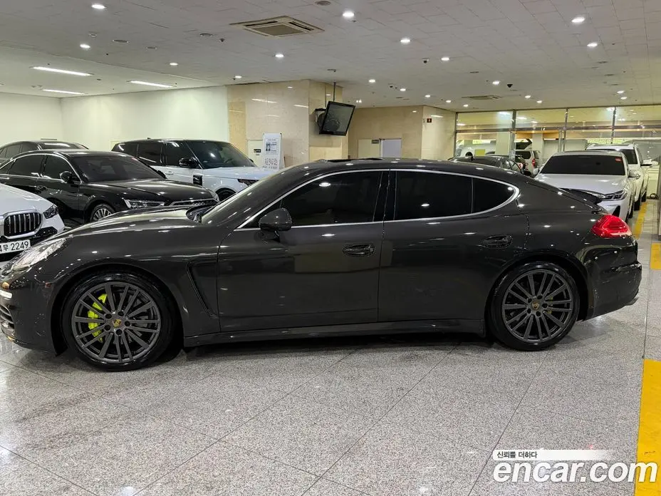 Porsche Panamera 2014 3.0 автомат (гидро), фото 3 Porsche Panamera 2014 3.0 автомат (гидро), фото 3