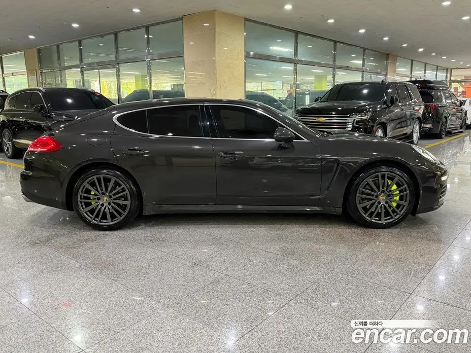 Porsche Panamera 2014 3.0 автомат (гидро), фото 5 Porsche Panamera 2014 3.0 автомат (гидро), фото 5