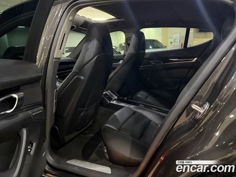 Porsche Panamera 2014 3.0 автомат (гидро), фото 7 Porsche Panamera 2014 3.0 автомат (гидро), фото 7