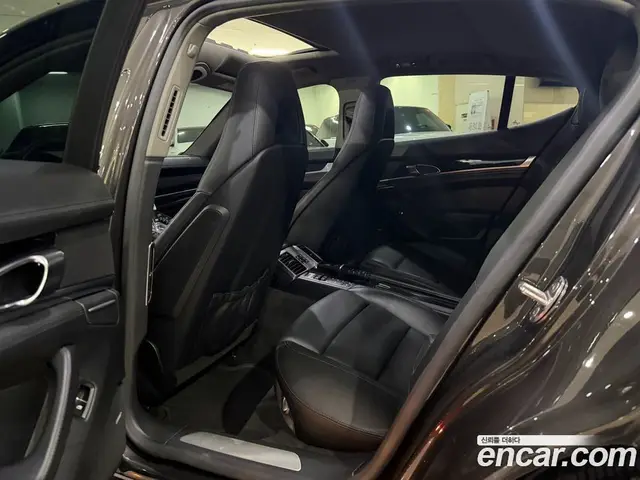 Porsche Panamera 2014 3.0 автомат (гидро), миниатюра 7 Porsche Panamera 2014 3.0 автомат (гидро), миниатюра 7