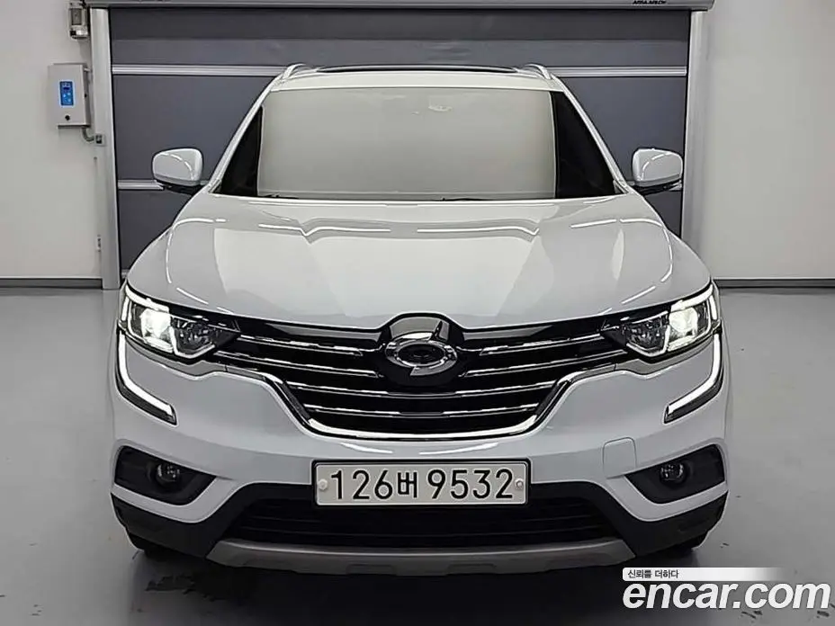 Renault (Samsung) QM6 2017 2.0 автомат (гидро), фото 1 Renault (Samsung) QM6 2017 2.0 автомат (гидро), фото 1