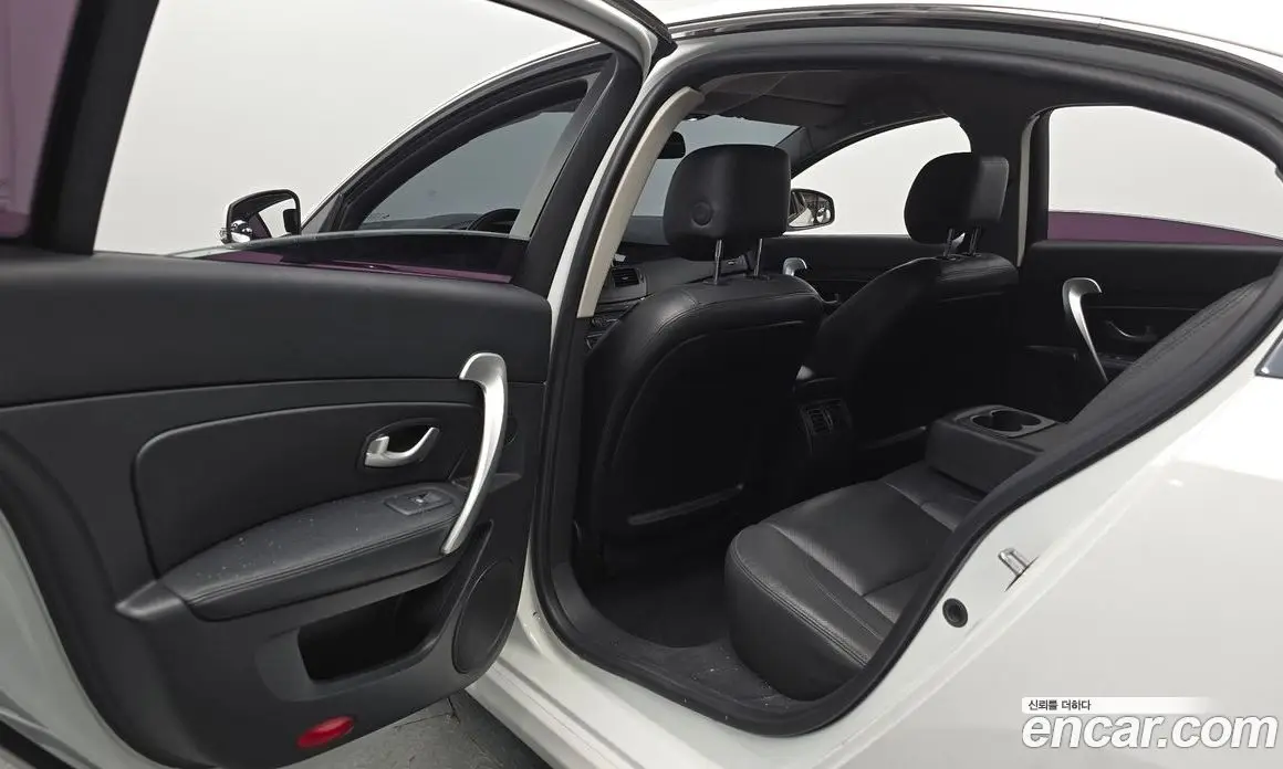 Renault (Samsung) SM5 2018 2.0 автомат (гидро), фото 15 Renault (Samsung) SM5 2018 2.0 автомат (гидро), фото 15