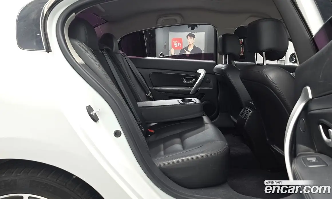 Renault (Samsung) SM5 2018 2.0 автомат (гидро), фото 17 Renault (Samsung) SM5 2018 2.0 автомат (гидро), фото 17