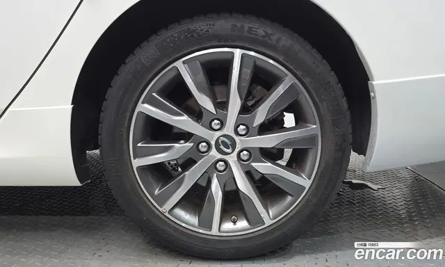 Renault (Samsung) SM5 2018 2.0 автомат (гидро), миниатюра 6 Renault (Samsung) SM5 2018 2.0 автомат (гидро), миниатюра 6