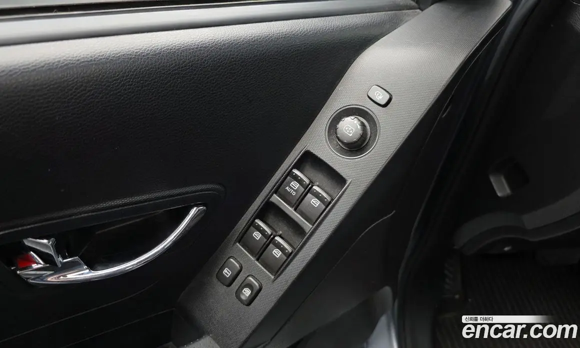 SsangYong Korando 2012 2.0 автомат (гидро), фото 18 SsangYong Korando 2012 2.0 автомат (гидро), фото 18