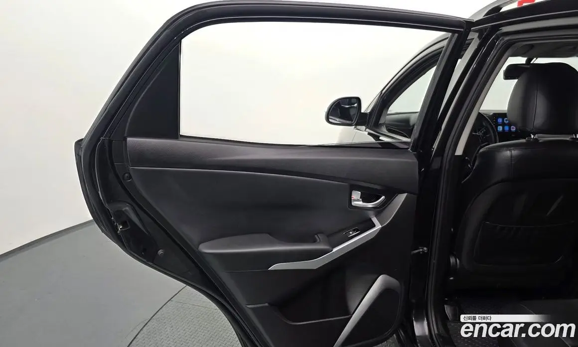 SsangYong Korando 2015 2.0 автомат (гидро), фото 15 SsangYong Korando 2015 2.0 автомат (гидро), фото 15