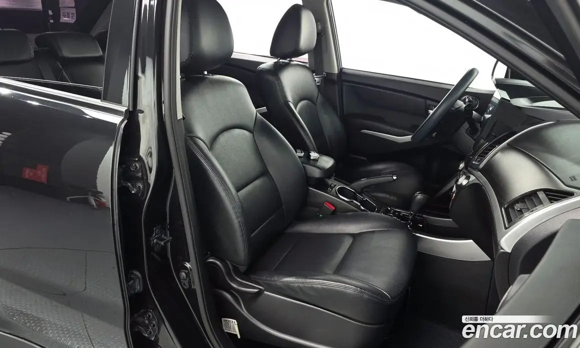 SsangYong Korando 2015 2.0 автомат (гидро), фото 16 SsangYong Korando 2015 2.0 автомат (гидро), фото 16