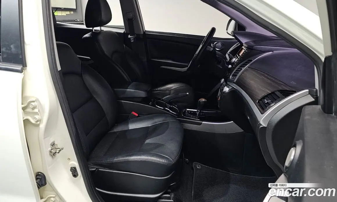 SsangYong Korando 2015 2.2 автомат (гидро), фото 16 SsangYong Korando 2015 2.2 автомат (гидро), фото 16