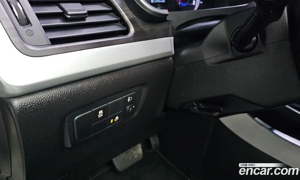 SsangYong Korando 2015 2.2 автомат (гидро), фото 24 SsangYong Korando 2015 2.2 автомат (гидро), фото 24