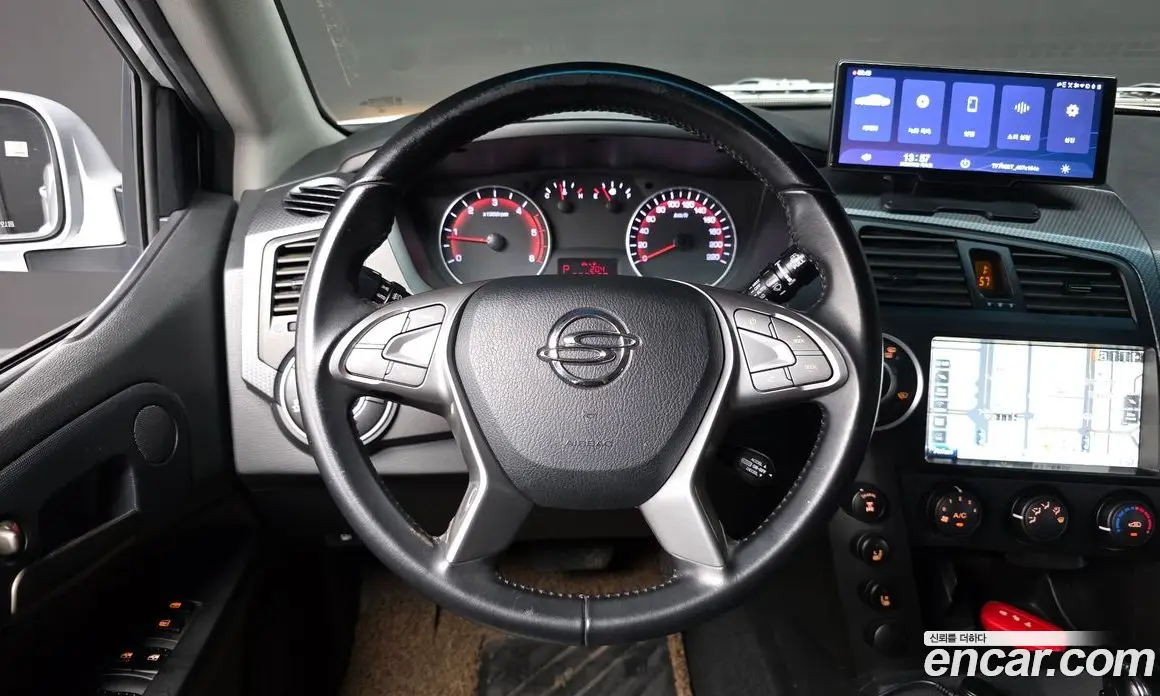 SsangYong Korando 2015 2.0 автомат (гидро), фото 12 SsangYong Korando 2015 2.0 автомат (гидро), фото 12