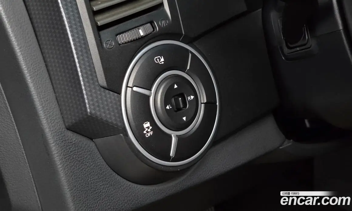 SsangYong Korando 2015 2.0 автомат (гидро), фото 15 SsangYong Korando 2015 2.0 автомат (гидро), фото 15