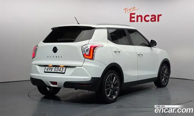 SsangYong TIBOLI 2016 1.6 автомат (гидро), миниатюра 2