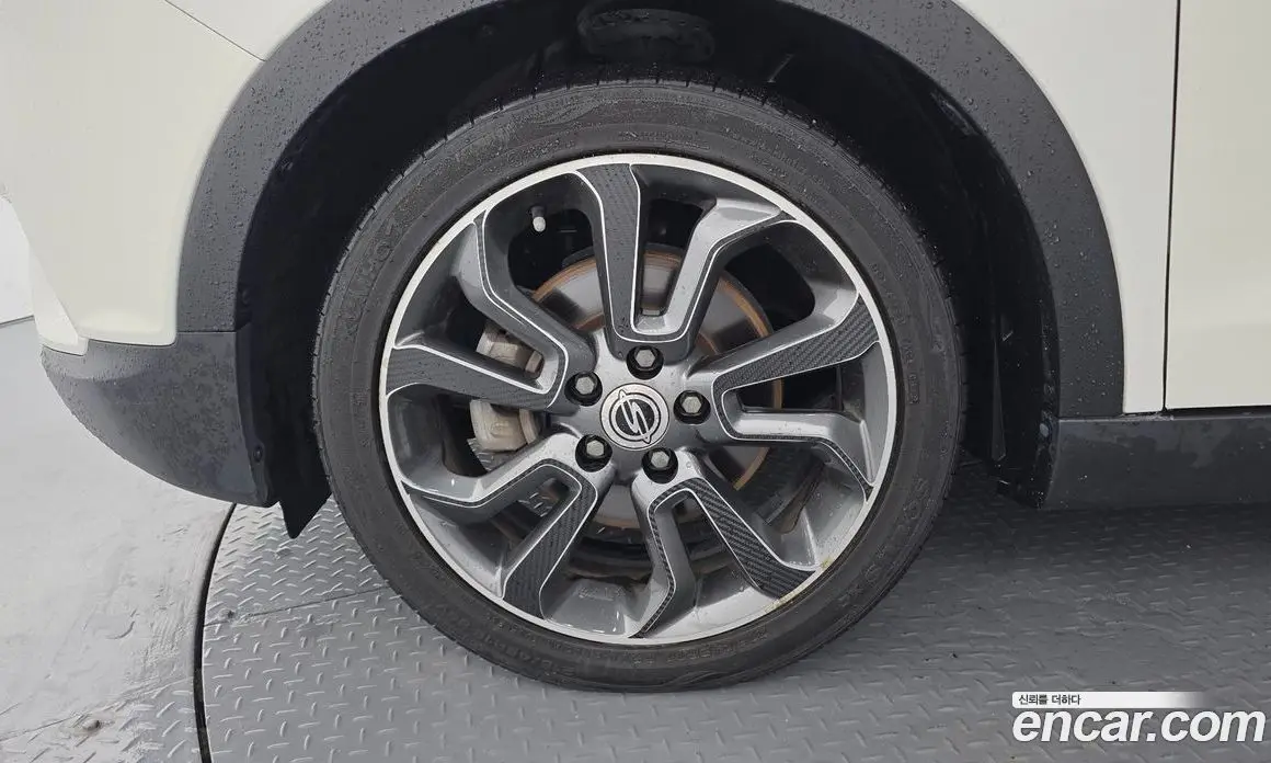 SsangYong TIBOLI 2016 1.6 автомат (гидро), фото 5