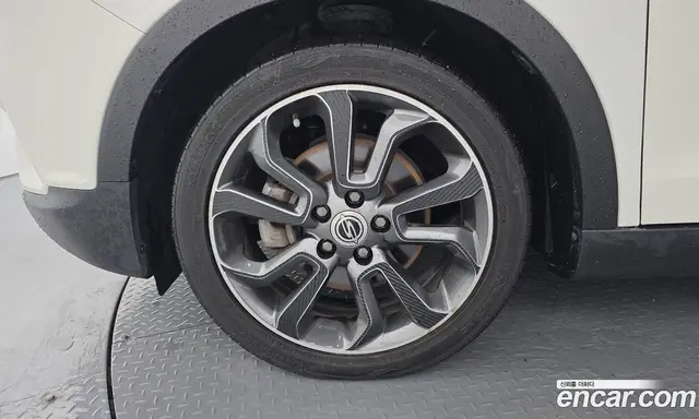 SsangYong TIBOLI 2016 1.6 автомат (гидро), миниатюра 5