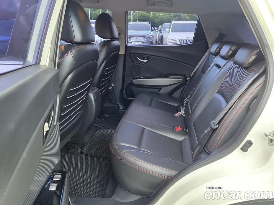 SsangYong TIBOLI 2017 1.6 автомат (гидро), фото 8 SsangYong TIBOLI 2017 1.6 автомат (гидро), фото 8