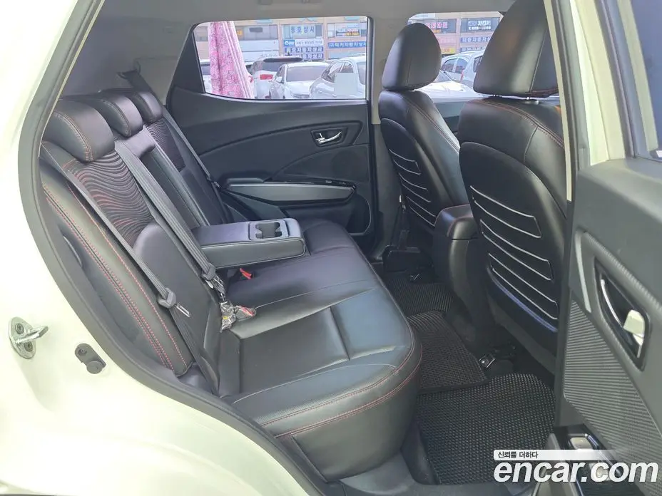 SsangYong TIBOLI 2017 1.6 автомат (гидро), фото 9 SsangYong TIBOLI 2017 1.6 автомат (гидро), фото 9