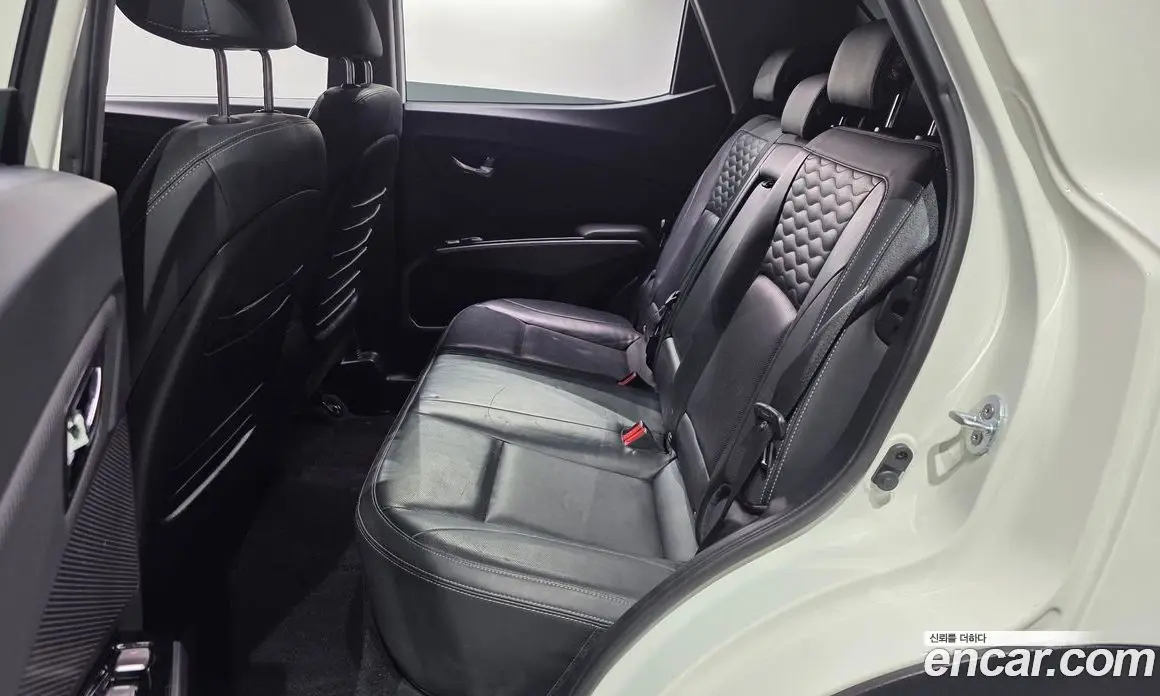 SsangYong TIBOLI 2018 1.6 автомат (гидро), фото 11 SsangYong TIBOLI 2018 1.6 автомат (гидро), фото 11