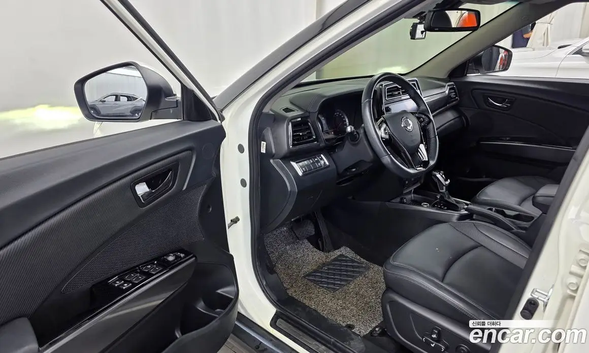 SsangYong TIBOLI 2019 1.5 автомат (гидро), фото 13 SsangYong TIBOLI 2019 1.5 автомат (гидро), фото 13