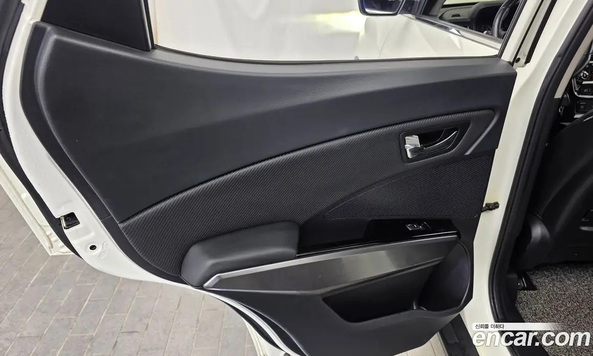SsangYong TIBOLI 2019 1.5 автомат (гидро), фото 15 SsangYong TIBOLI 2019 1.5 автомат (гидро), фото 15