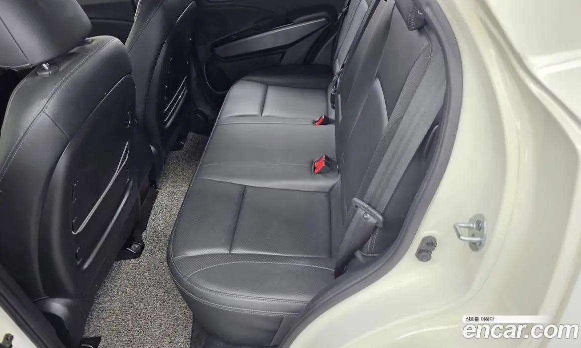 SsangYong TIBOLI 2019 1.5 автомат (гидро), фото 16 SsangYong TIBOLI 2019 1.5 автомат (гидро), фото 16