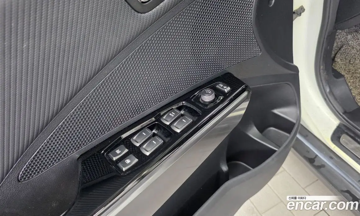 SsangYong TIBOLI 2019 1.5 автомат (гидро), фото 27 SsangYong TIBOLI 2019 1.5 автомат (гидро), фото 27