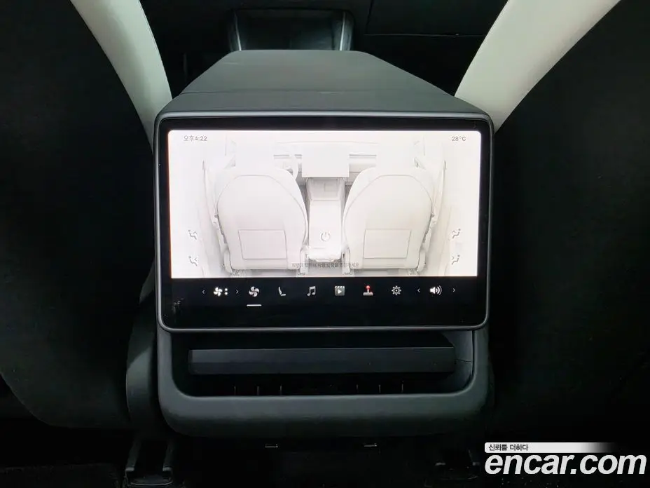 Tesla Model Y 2025 автомат (гидро), фото 14 Tesla Model Y 2025 автомат (гидро), фото 14