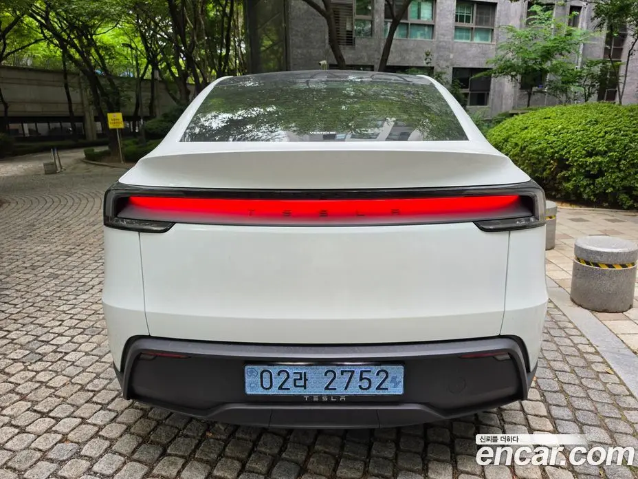 Tesla Model Y 2025 автомат (гидро), фото 5 Tesla Model Y 2025 автомат (гидро), фото 5