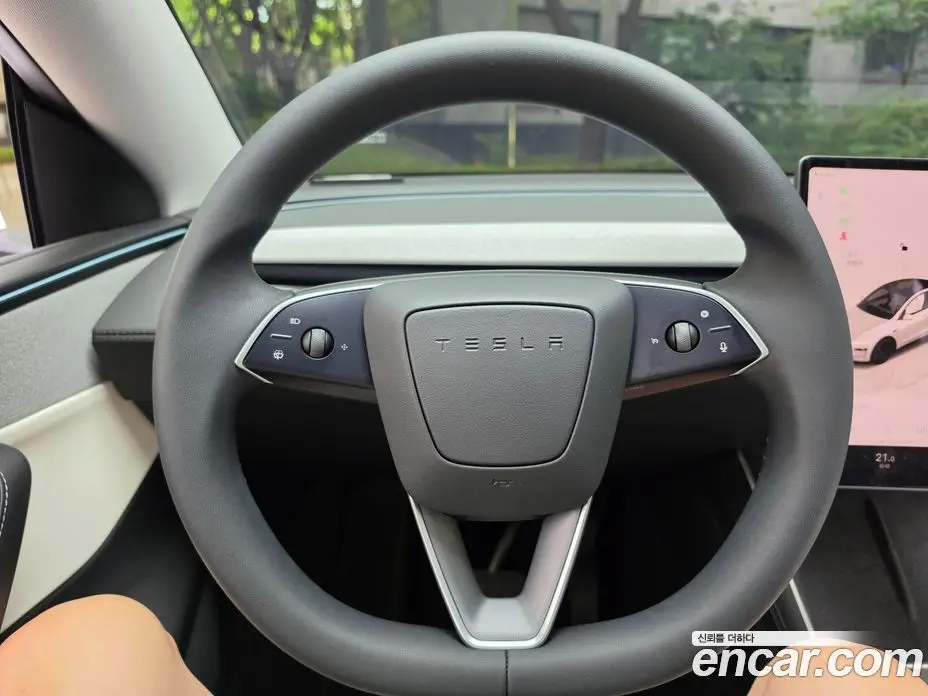 Tesla Model Y 2025 автомат (гидро), фото 7 Tesla Model Y 2025 автомат (гидро), фото 7