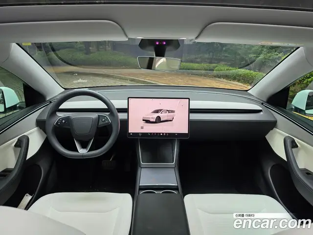 Tesla Model Y 2025 автомат (гидро), миниатюра 8 Tesla Model Y 2025 автомат (гидро), миниатюра 8