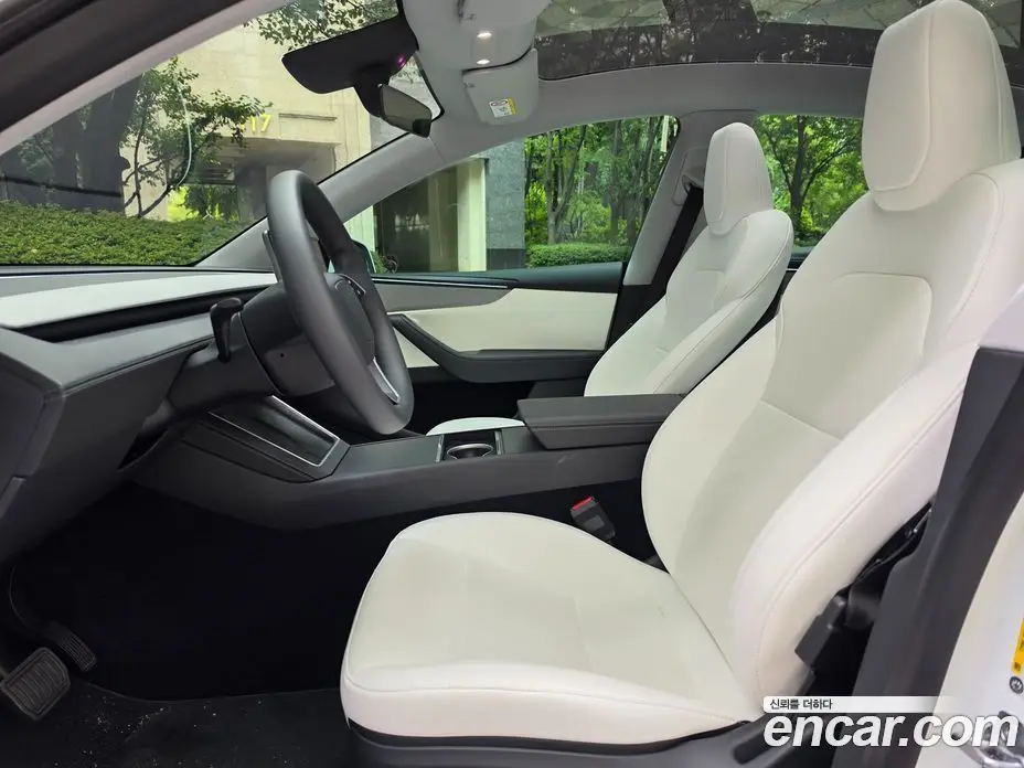 Tesla Model Y 2025 автомат (гидро), фото 9 Tesla Model Y 2025 автомат (гидро), фото 9