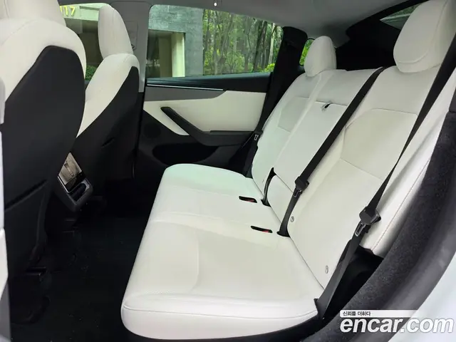 Tesla Model Y 2025 автомат (гидро), миниатюра 10 Tesla Model Y 2025 автомат (гидро), миниатюра 10