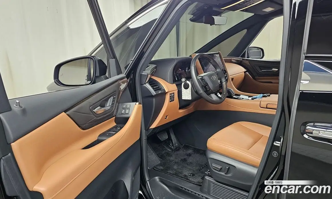 Toyota Alphard 2025 2.5 автомат (гидро), фото 13 Toyota Alphard 2025 2.5 автомат (гидро), фото 13