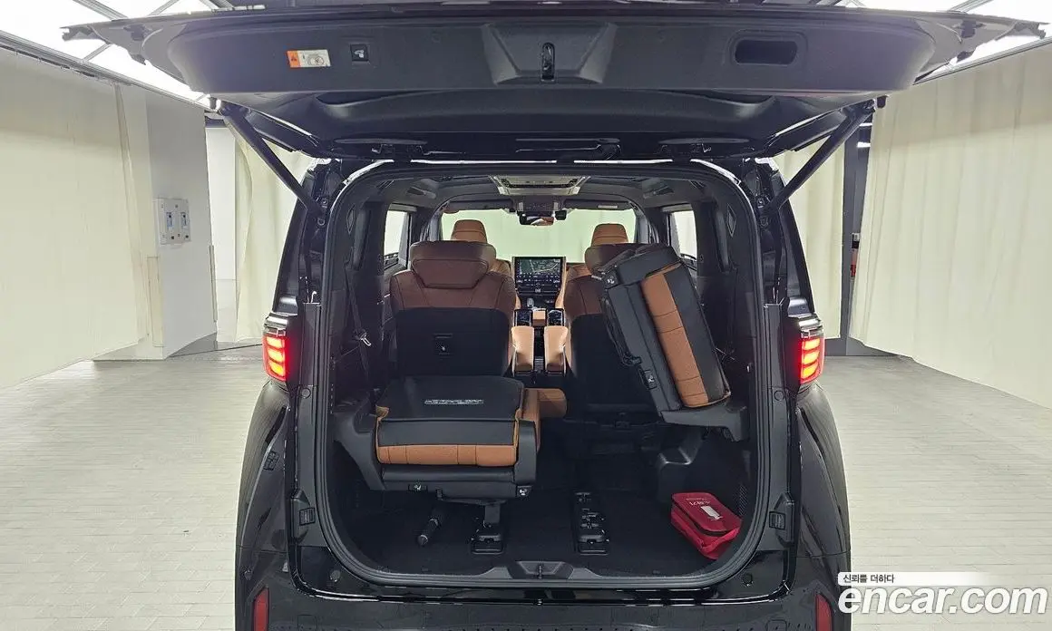 Toyota Alphard 2025 2.5 автомат (гидро), фото 26 Toyota Alphard 2025 2.5 автомат (гидро), фото 26