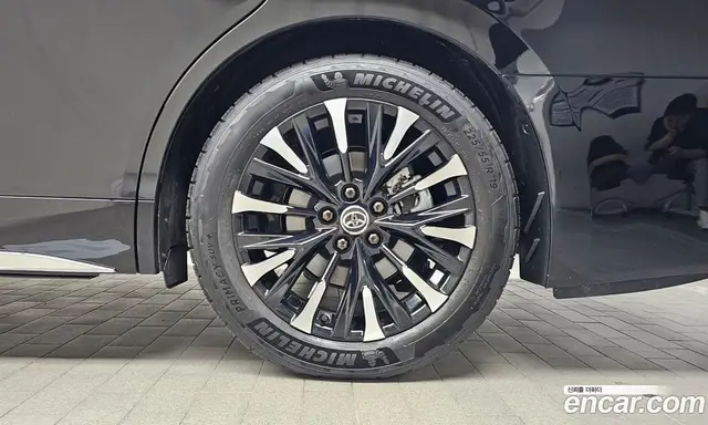 Toyota Alphard 2025 2.5 автомат (гидро), миниатюра 7 Toyota Alphard 2025 2.5 автомат (гидро), миниатюра 7