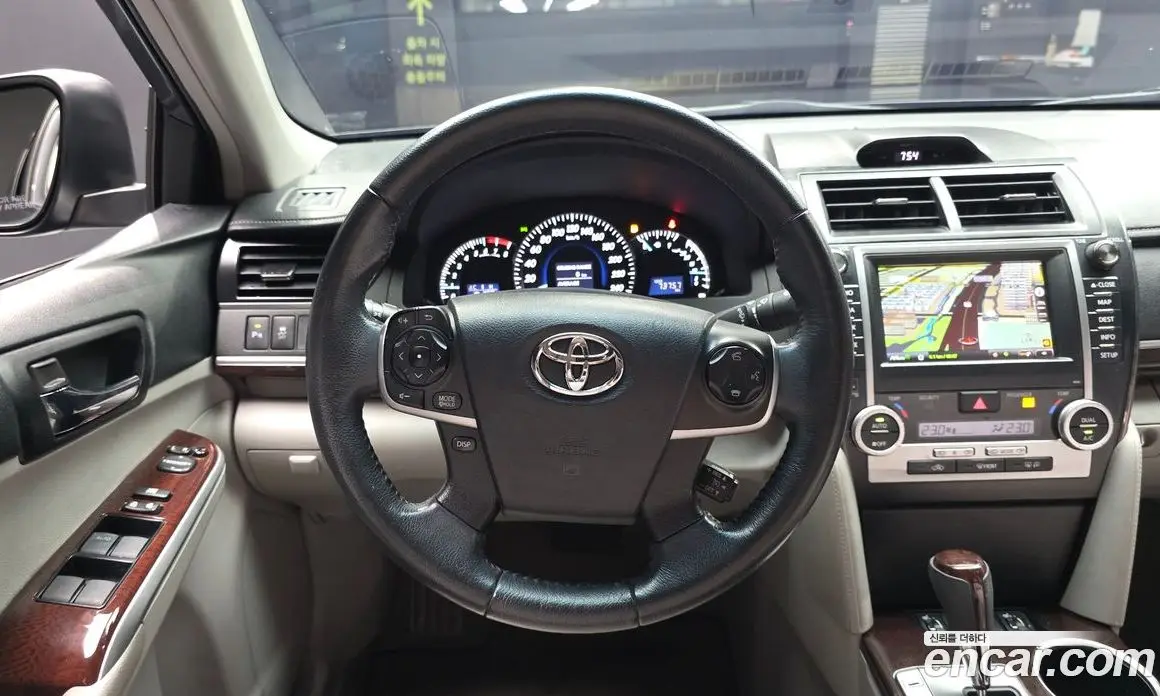 Toyota Camry 2012 2.5 автомат (гидро), фото 13 Toyota Camry 2012 2.5 автомат (гидро), фото 13