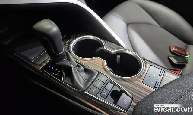 Toyota Camry 2018 2.5 автомат (гидро), миниатюра 12