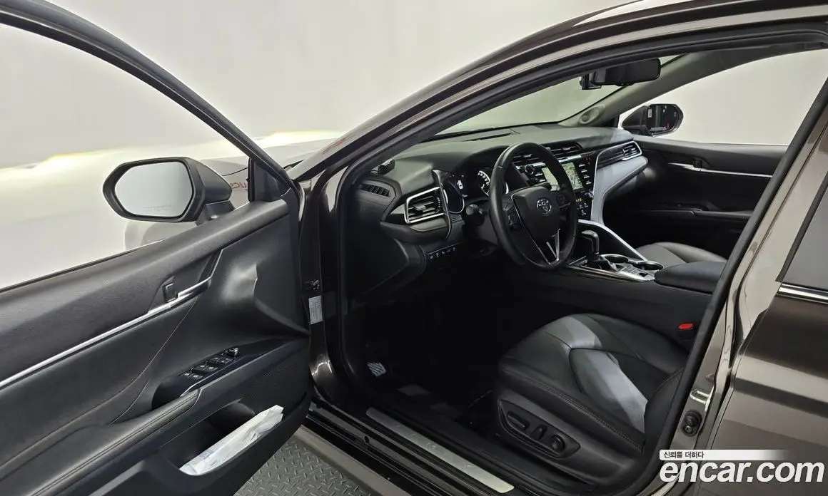 Toyota Camry 2018 2.5 автомат (гидро), фото 13 Toyota Camry 2018 2.5 автомат (гидро), фото 13