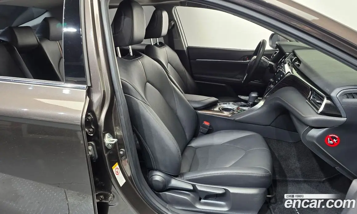 Toyota Camry 2018 2.5 автомат (гидро), фото 16 Toyota Camry 2018 2.5 автомат (гидро), фото 16