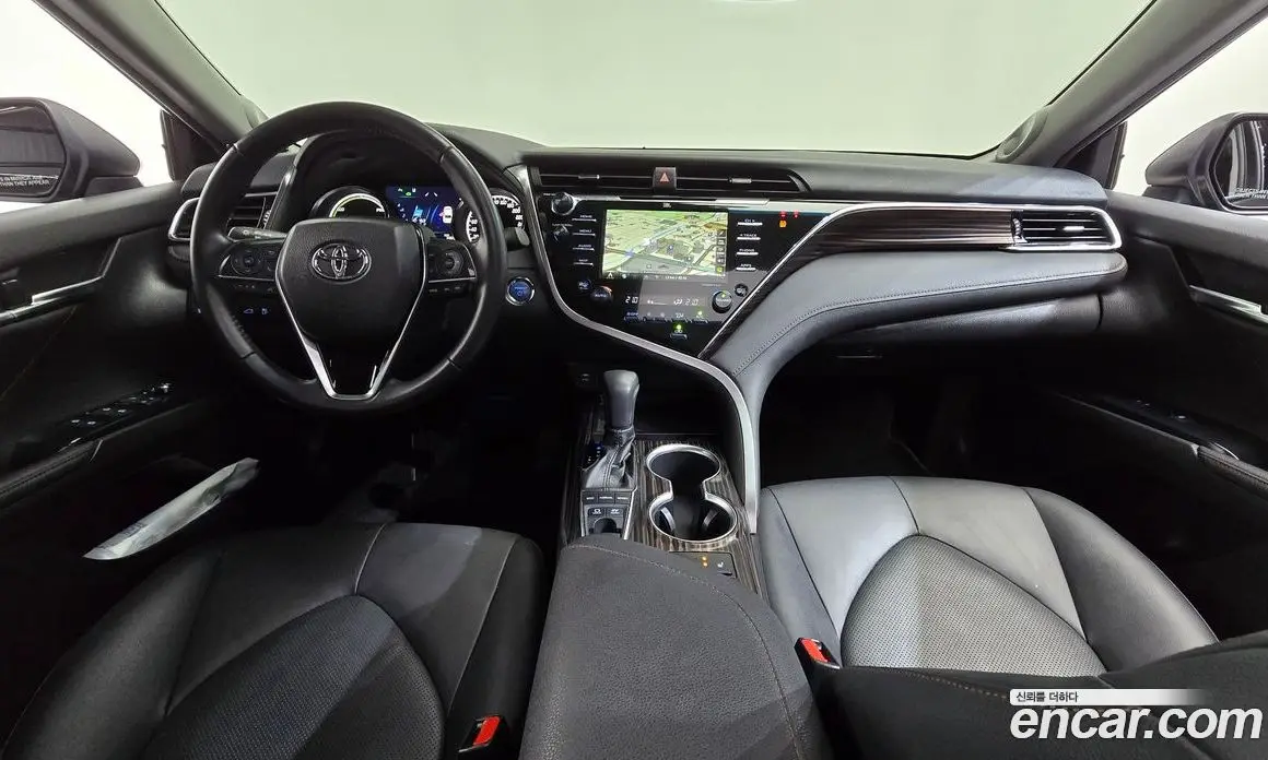 Toyota Camry 2018 2.5 автомат (гидро), фото 10 Toyota Camry 2018 2.5 автомат (гидро), фото 10