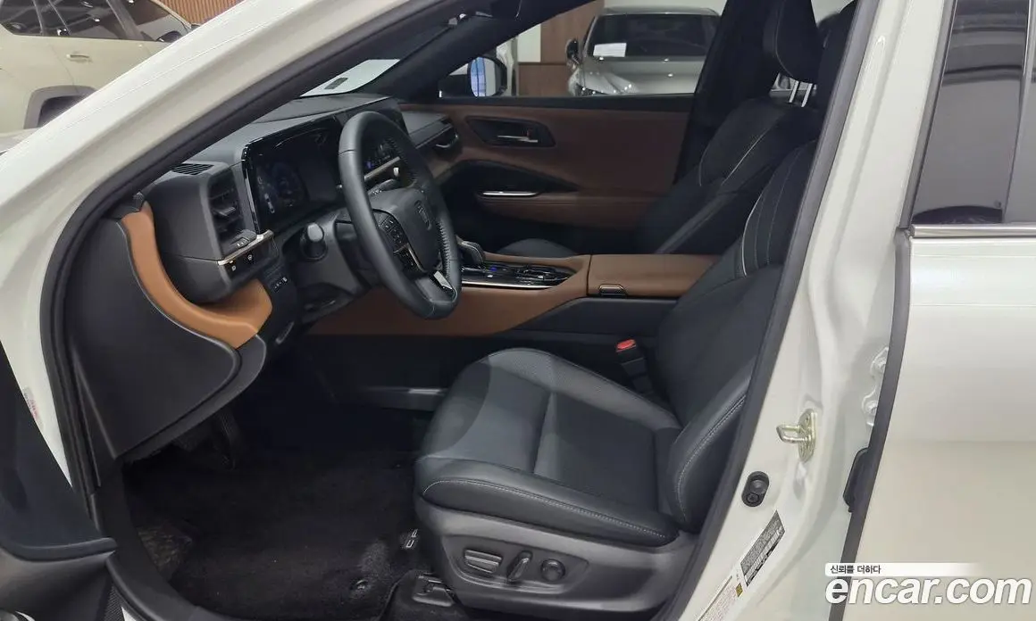 Toyota Crown 2024 2.5 автомат (вариатор), фото 10 Toyota Crown 2024 2.5 автомат (вариатор), фото 10