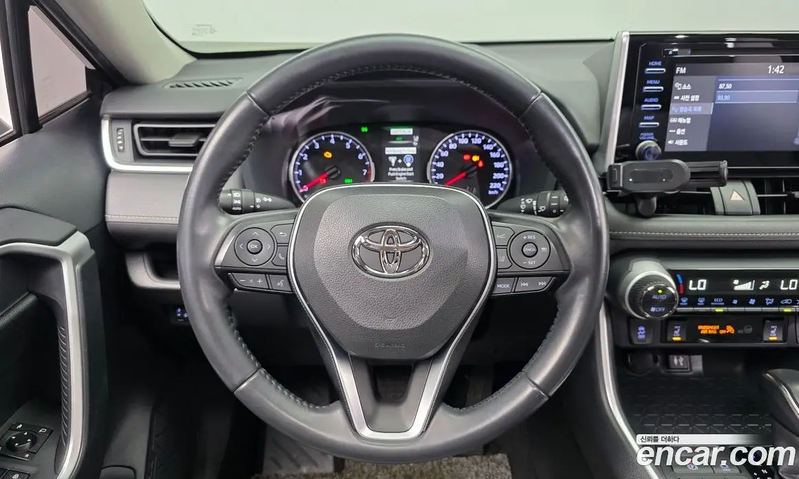 Toyota RAV4 2019 2.5 автомат (гидро), фото 13 Toyota RAV4 2019 2.5 автомат (гидро), фото 13