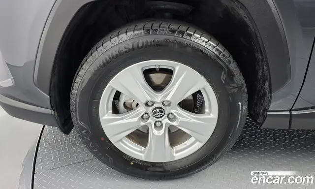 Toyota RAV4 2019 2.5 автомат (гидро), миниатюра 5 Toyota RAV4 2019 2.5 автомат (гидро), миниатюра 5