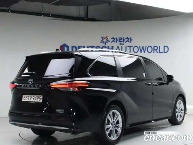 Toyota Sienna 2021 2.5 автомат (гидро), миниатюра 2