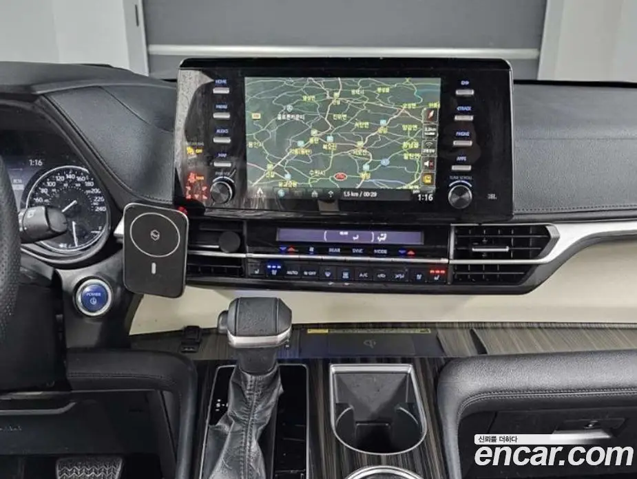 Toyota Sienna 2021 2.5 автомат (гидро), фото 14