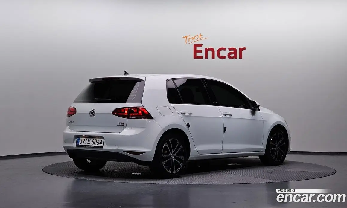 Volkswagen Golf 2014 1.4 автомат (гидро), фото 2 Volkswagen Golf 2014 1.4 автомат (гидро), фото 2